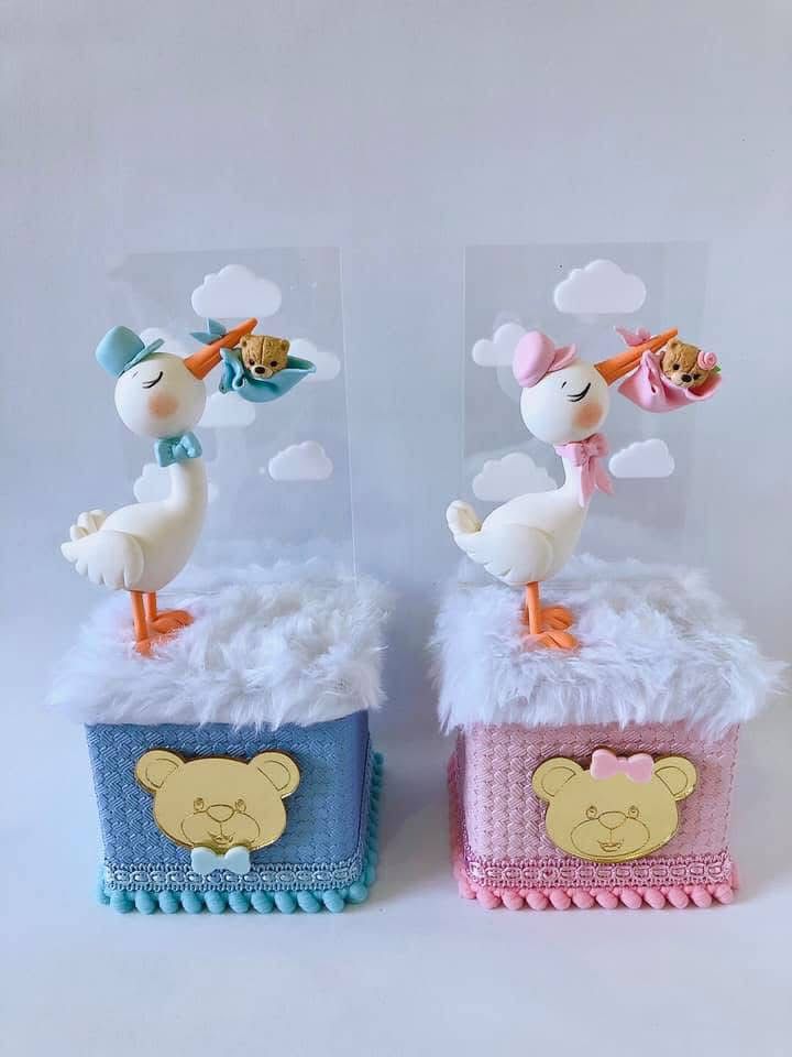 Caixa 8x8 com fundo e biscuit